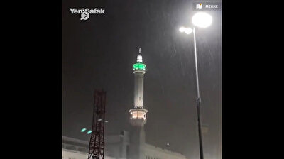 Heavy rains flood holy city of Mecca