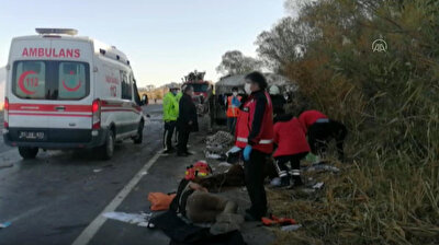 Midibus overturns in eastern Turkey: 2 dead, 22 injured