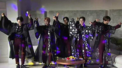K-pop band shocks fans with Erik Dalı dance