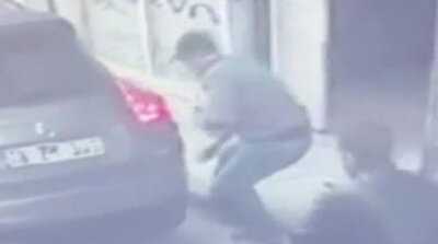 'Colombian gang' puncture car tire, run off with 250K in Turkey