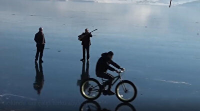 Turkish poet plays saz, sings folk songs on frozen Çıldır Lake in Turkey