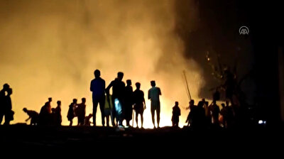 Large fire devastates Rohingya refugee camp in Bangladesh