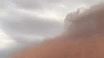 عاصفة رملية مخيفة تغطي سماء ساو باولو بالبرازيل وتحولها لظلام دامس