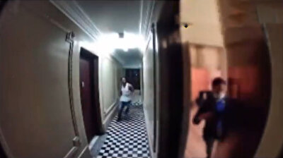 لحظة واحدة مفصلية أنقذت امرأة في نيويورك من شخص كان يلاحقها