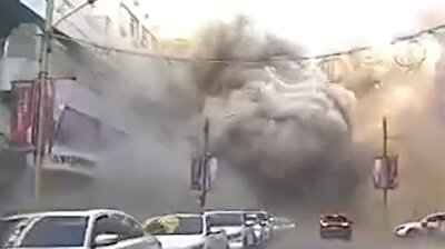 شاهد.. انفجار غاز مرعب في مطعم بالصين
