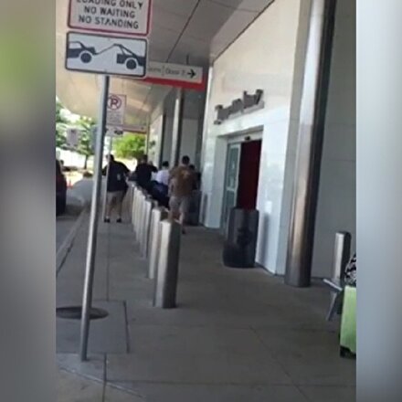 ABDde havalimanında silah sesleri