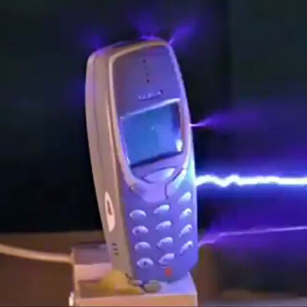 3310u yüksek voltaja maruz bıraktılar