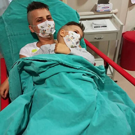 Öykü ile annesinin duygulandıran diyaloğu