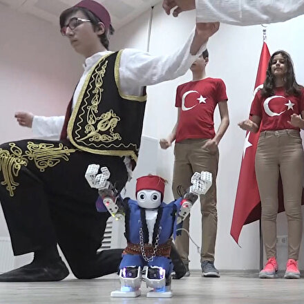Harmandalı oynayan robot Avrupa finallerine taşıdı