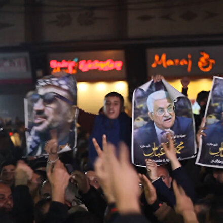 Trumpın sözde Orta Doğu barış planı Batı Şeriada protesto edildi
