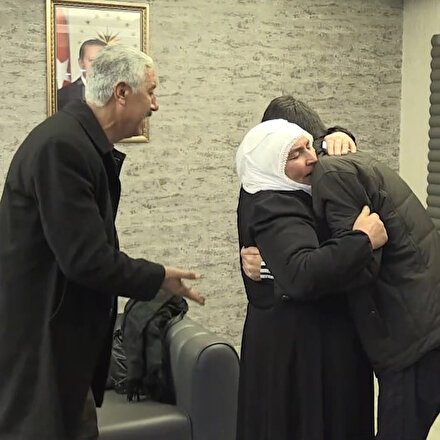 HDP önünde Evlat Nöbeti tutan bir aile daha evladına kavuştu