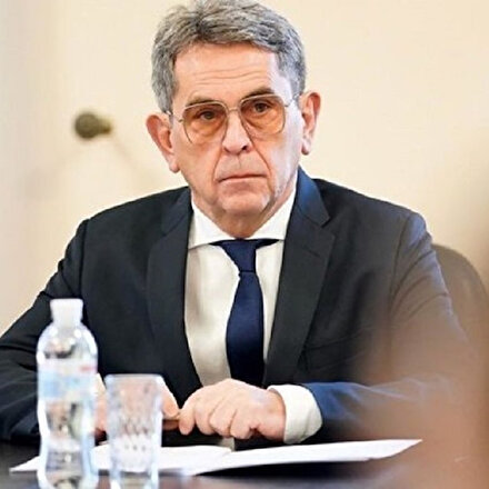 Ukraynada maliye ve sağlık bakanlarının istifası onaylandı