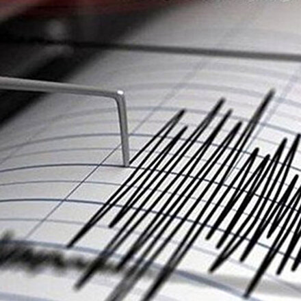 Endonezyada 6,1 büyüklüğünde deprem: Tsunami uyarısı yapılmadı