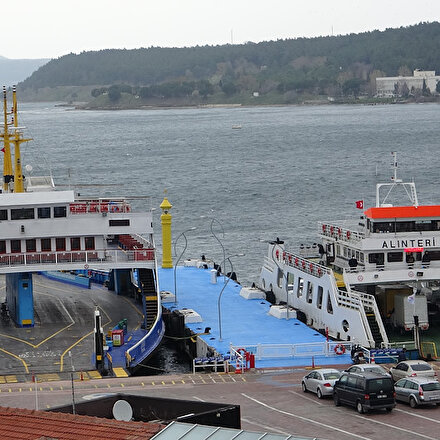 Çanakkale-Kilitbahir hattında bazı feribot seferleri iptal edildi