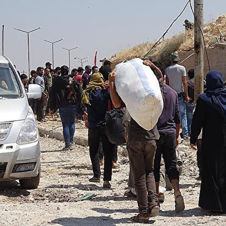 İdlibde ateşkesten sonraki 1 ayda 73 bin sivil evine döndü