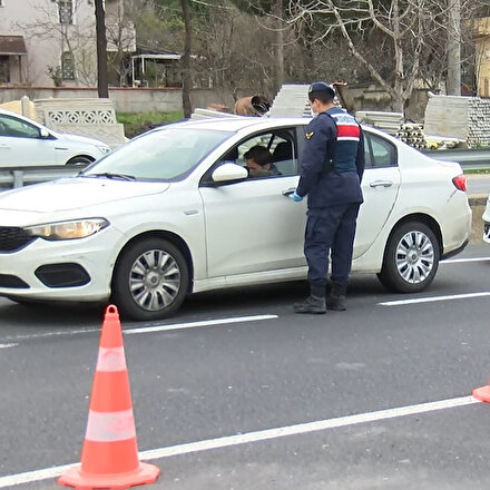 Silivriden İstanbula giriş yapmak isteyen izinsiz araçlar geri çevriliyor