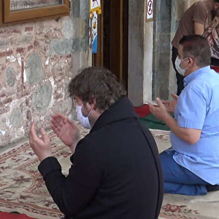 Bulgaristanda camiler ibadete yeniden açıldı