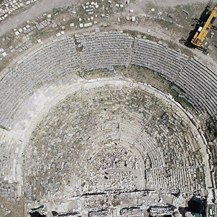Kazı Heyeti Başkanı açıkladı: Laodikya Antik Kentinin gün yüzüne çıkarılması böyle giderse 750 yıl sürecek