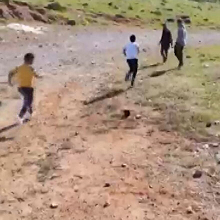 Yasağı hiçe saydılar droneu görünce kaçacak delik aradılar