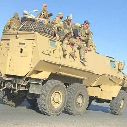 Hafterin paralı askerleri konvoylar halinde çekiliyor
