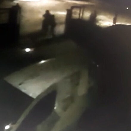 Gece vakti motosiklet hırsızlığı kamerada