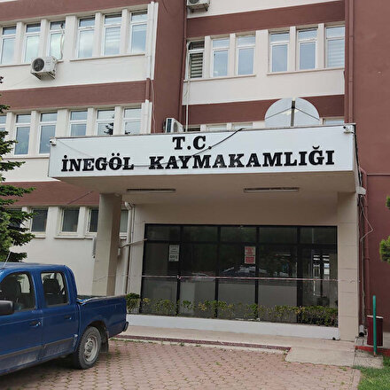 Bu kadarı da pes dedirtti: Villası, 6 arabası olanlar bin liralık sosyal yardım desteğine başvurdu