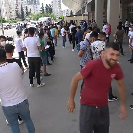 Asker adaylarının korona testi kuyruğu