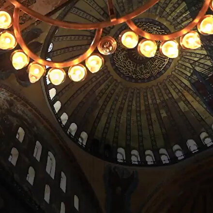 Vali Yerlikayadan Ayasofya paylaşımı