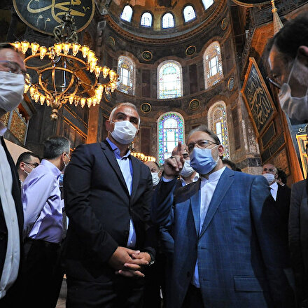 Diyanetten Ayasofya açıklaması: İki imam dört müezzin olacak