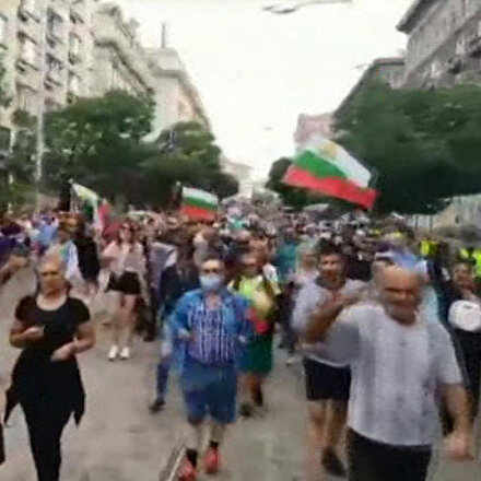 Bulgaristanda dört gün önce başlayan hükümet karşıtı gösteriler büyüyerek devam ediyor