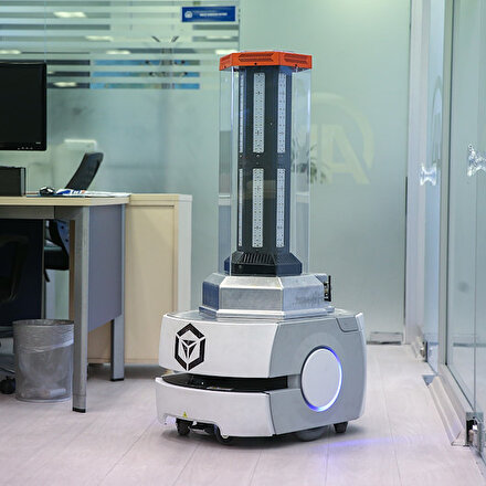 Milli robot RoboCare, koronavirüsle mücadele eden ülkelere nefes oluyor