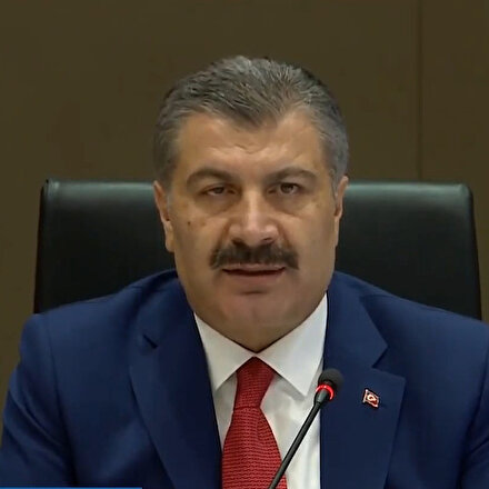 Fahrettin Koca Kurban Bayramında alınacak koronavirüs önlemlerini anlattı: El öpmek yok