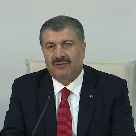 Sağlık Bakanı Koca altı il ile ilgili açıklama yapıp İzmirdeki artışa dikkat çekti