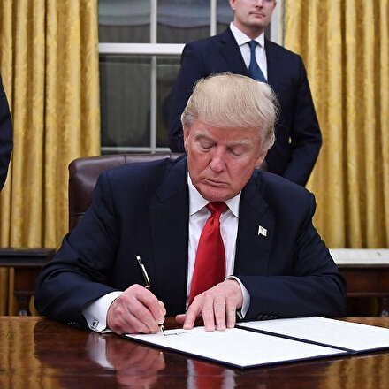 Trump, Sudanı teröre destek veren ülkeler listesinden çıkardı
