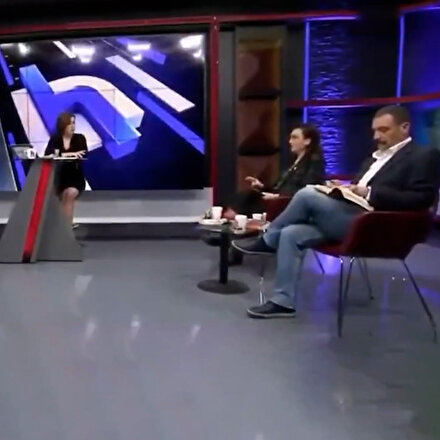 Halk TVde İslama ve Peygamber Efendimize hakareti önemsemeyip Cumhurbaşkanı Erdoğanı suçladılar