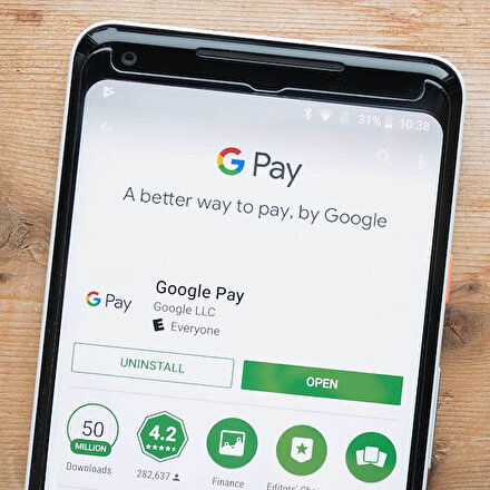 Google Pay, Play Storea geri döndü
