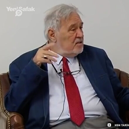 İlber Ortaylıdan Orhan Pamuk ve Elif Şafak okumayın tavsiyesi: Nobelli yazarın Türkçesi bozuk, diğeri Türkçe bilmiyor