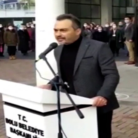 CHPli Bolu Belediye Başkan Yardımcısı Özdemir Okumadan olmaz dediği Andımızı yanlış okudu
