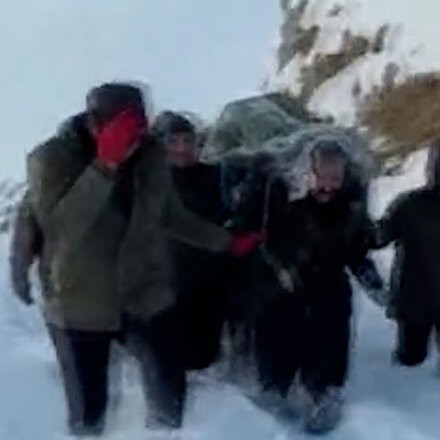 Batmanda çığ bölgesinde can pazarı