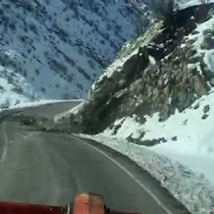 Şırnak’ta heyelan anı kameraya yansıdı