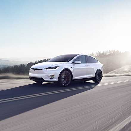 Tesla bu kez de verileri çaldığı gerekçesiyle mühendisini dava etti