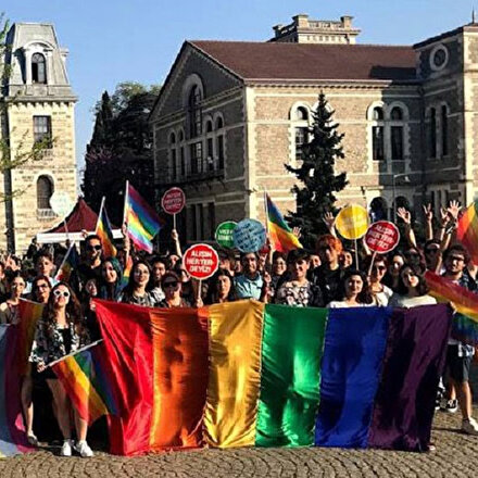 Boğaziçi Üniversitesinin sapkınlar kulübü kapatıldı