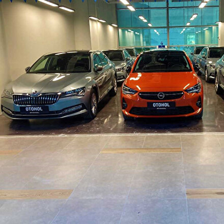 Otoworld’den galeri kiralayanlar, galericilik yetki belgesine sahip olabiliyor