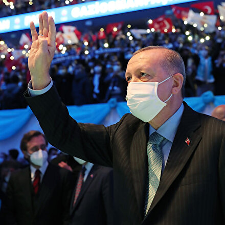 Cumhurbaşkanı Erdoğan: Osman Nuri Kabaktepe kardeşimizi İstanbula il başkanı yapıyoruz