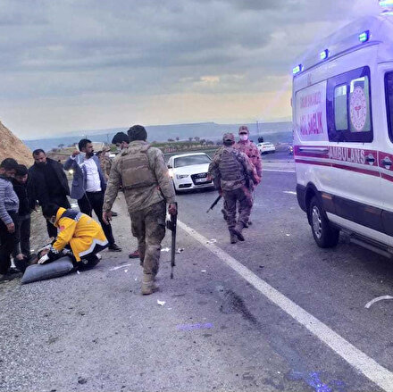 Diyarbakırda feci kaza: 5 kişi hayatını kaybetti