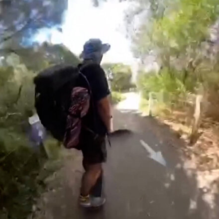 Kaykayıyla 9 haftada 2 bin 500 kilometre yol katetti