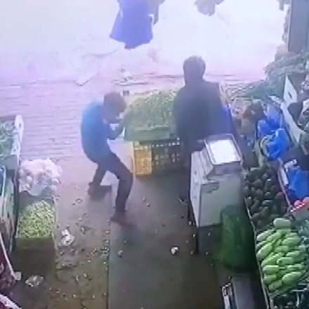 İşgalci İsrail güçleri, Filistinli çocuğu plastik mermiyle gözünden vurdu