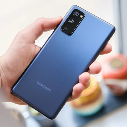 Samsung Galaxy S20 FE için yeni güncelleme yayınlandı