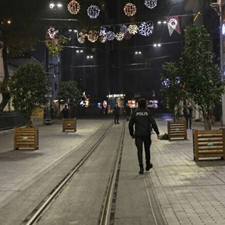 Ülke genelinde 58 saat sürecek sokağa çıkma kısıtlaması başladı