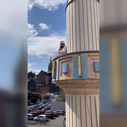 Almanyanın Wuppertal kentinde cuma ezanı ilk kez minareden okunmaya başlandı